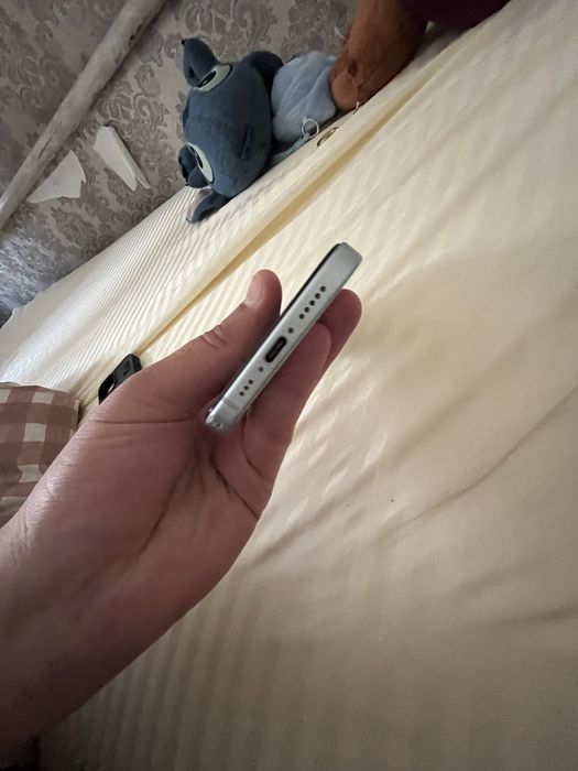 Айфон 15 100% акб идеал