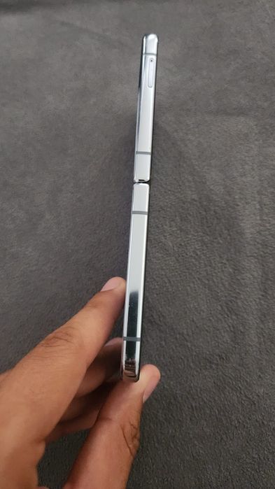 Samsung z flip 4
