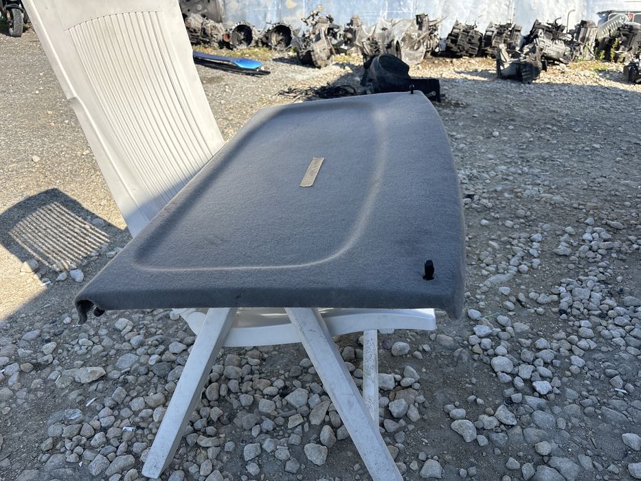 Кора за багажник за Голф 4 хечбек