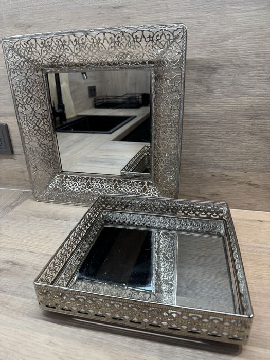 Табли с огледален ефект или Огледала