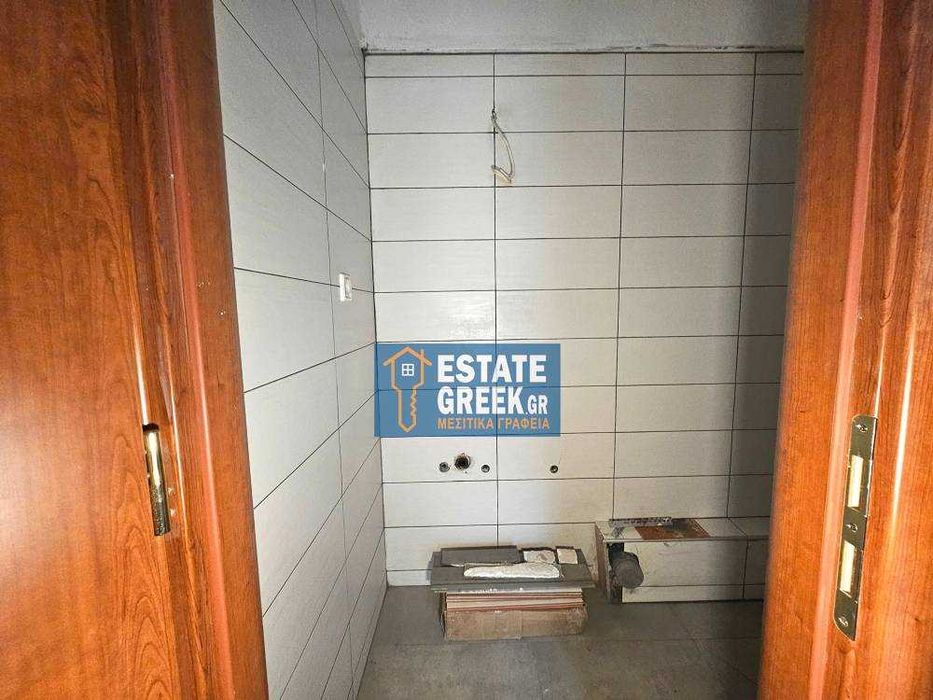 ПРОДАВА СЕ гарсониера 29 кв.м. в центъра на Кавала (код 8330)