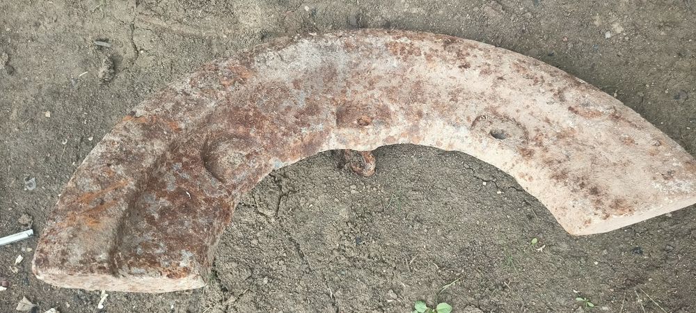 Груз, противовес .  на трактор