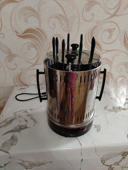 Продам электрическую шашлычницу