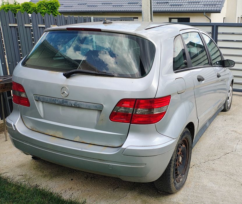 MERCEDES-BENZ B-Class 0 — imagine 4