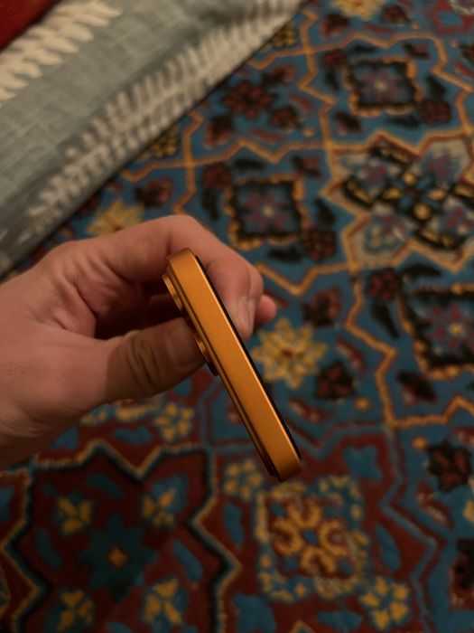 Айфон хр 17про корпусе