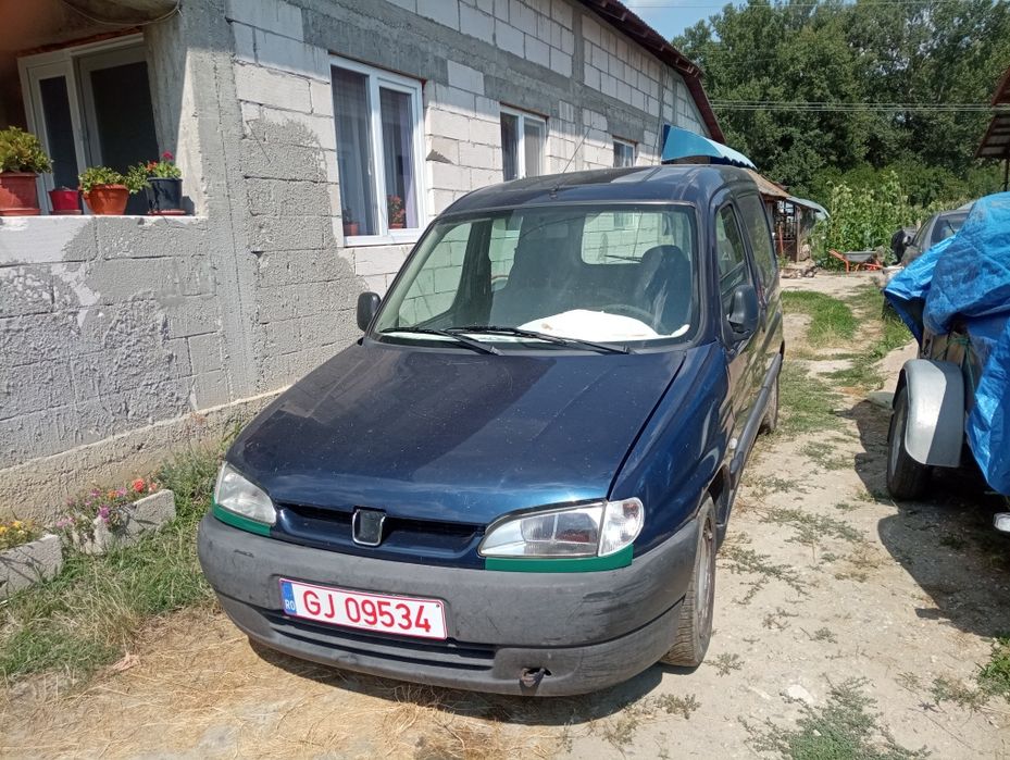 PEUGEOT Partner