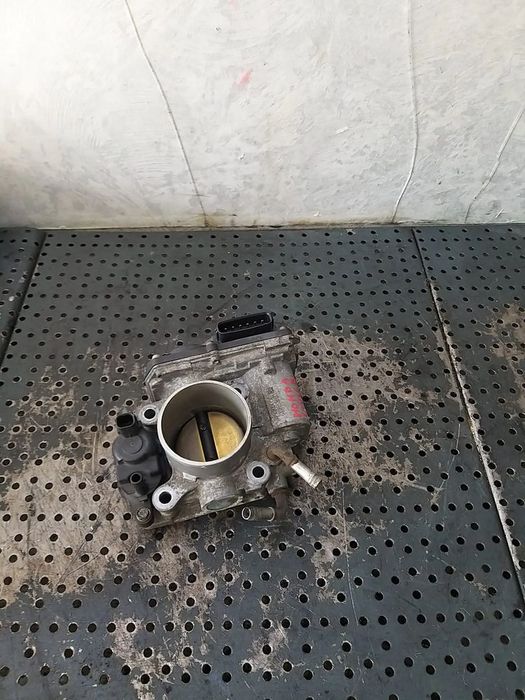 Clapeta acceleratie 1.8 b honda civic 8 1362007000
