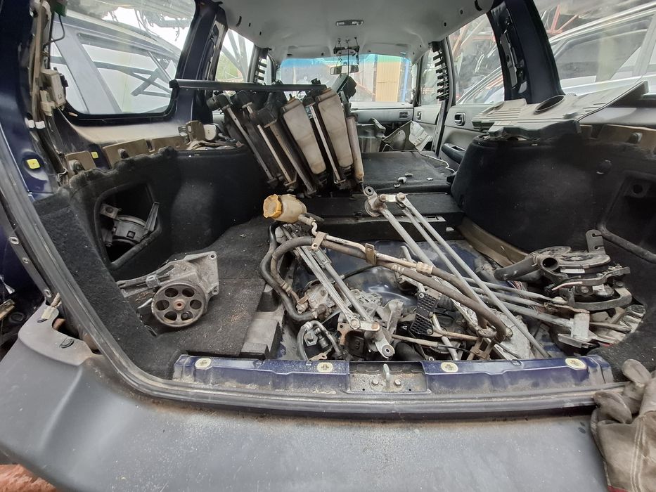 Субару Форестър 2006 на части