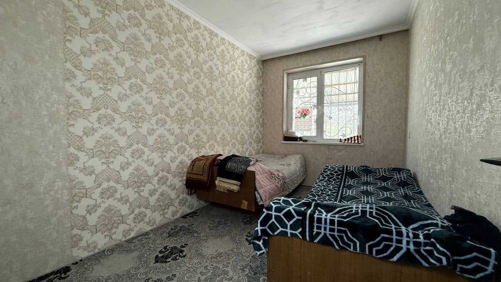 Фрунзиский  KIUF 1 қаватда 3 хонали квартира сотилади. ID: 1878