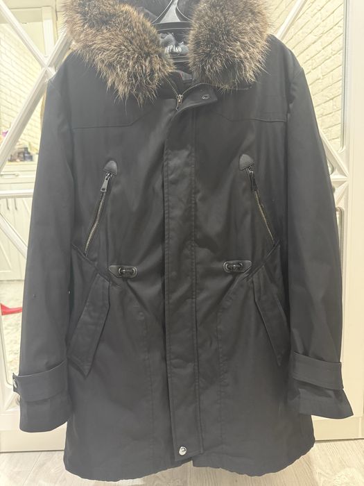 Продам мужскую зимнюю парку с натуральным мехом