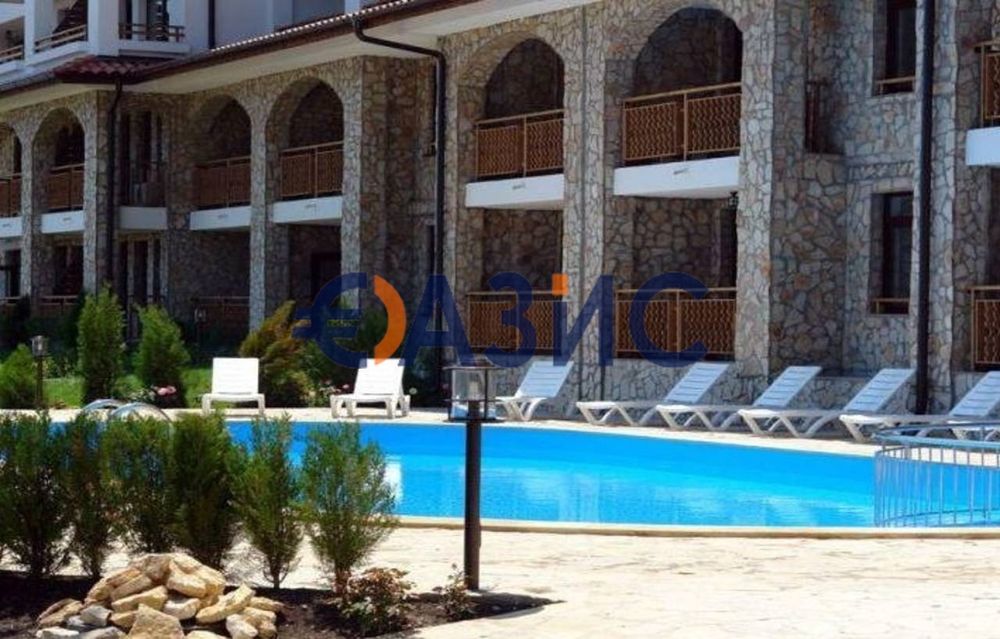 Продава се Двустаен апартамент в Свети Влас - 70 кв.м за 836 €/кв.м - Снимка #13