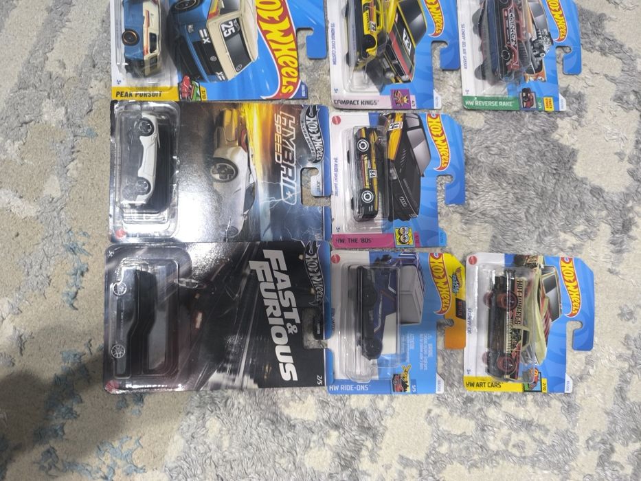 Машинки коллекционные Hotwheels