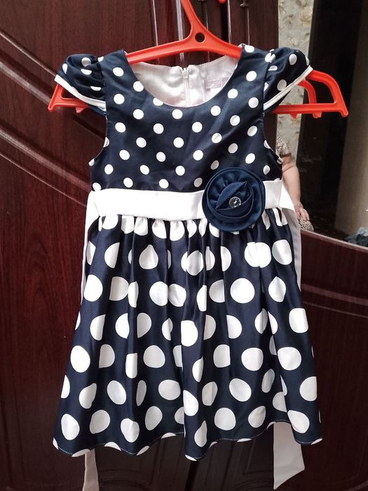 Платье на девочку