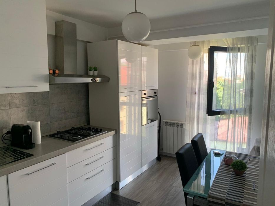 Direct proprietar - închiriez apartament 2 camere bloc nou