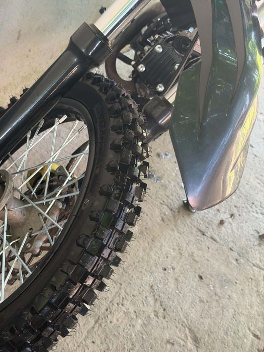 Dau spre vânzare cross 125cc,mai multe detalii sunați la nr afișat din anunț!