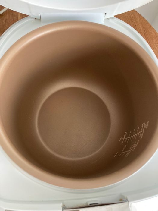 Мултикукър Филипс HD 3037