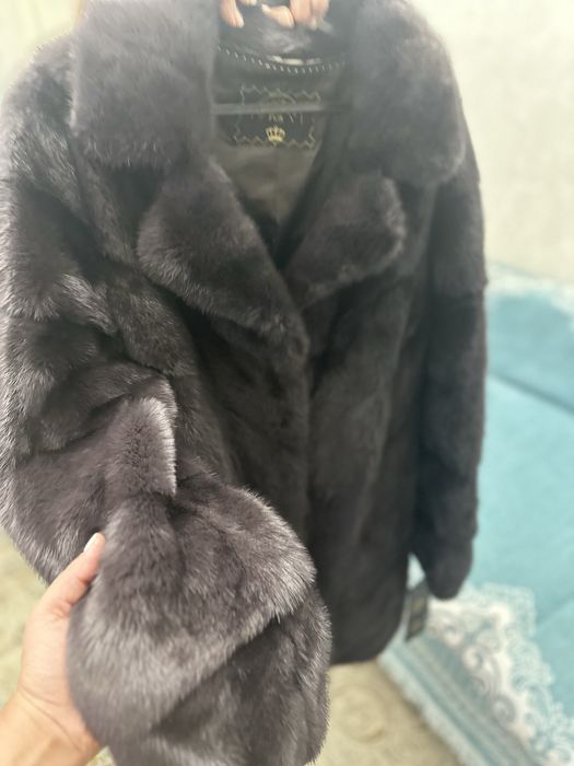 Продам шубу норковую