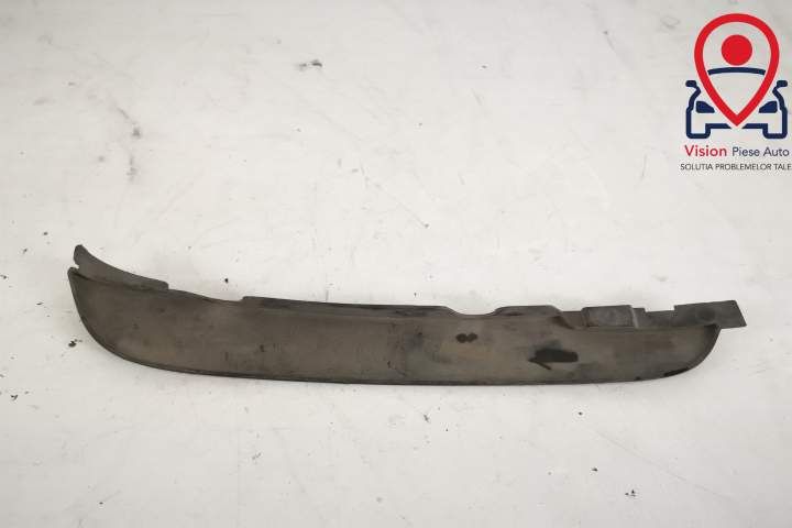 Въздушен Дефлектор За Предна Броня Ляв Оригинален В Добро Състояние Ле