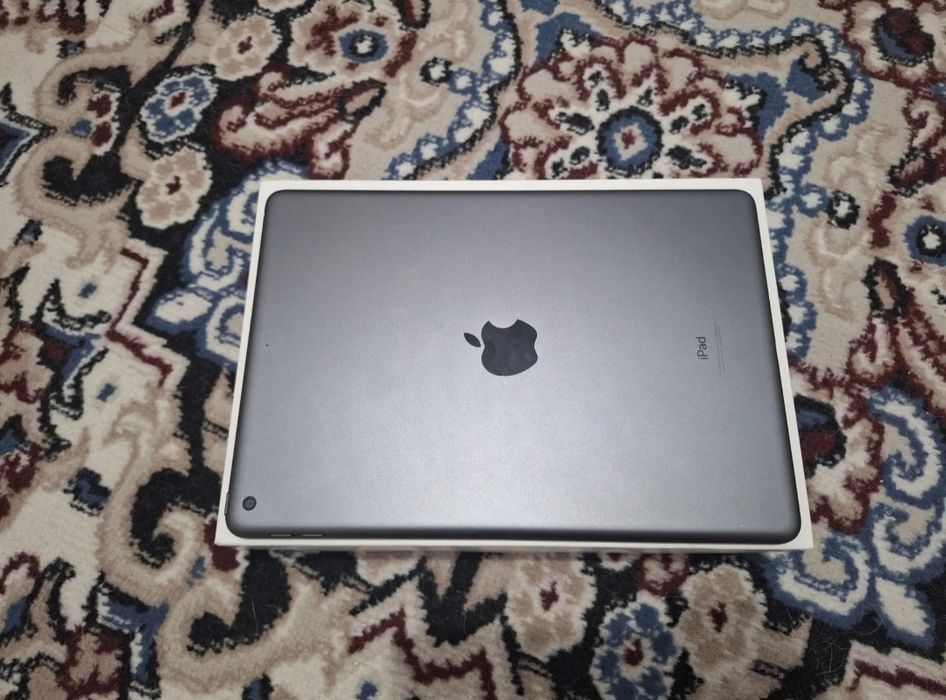 Продаётся Ipad 9 планшет