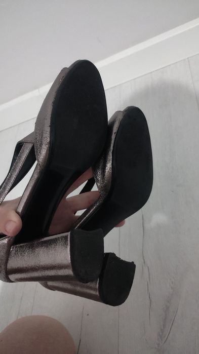 Туфли для девушек и женщин