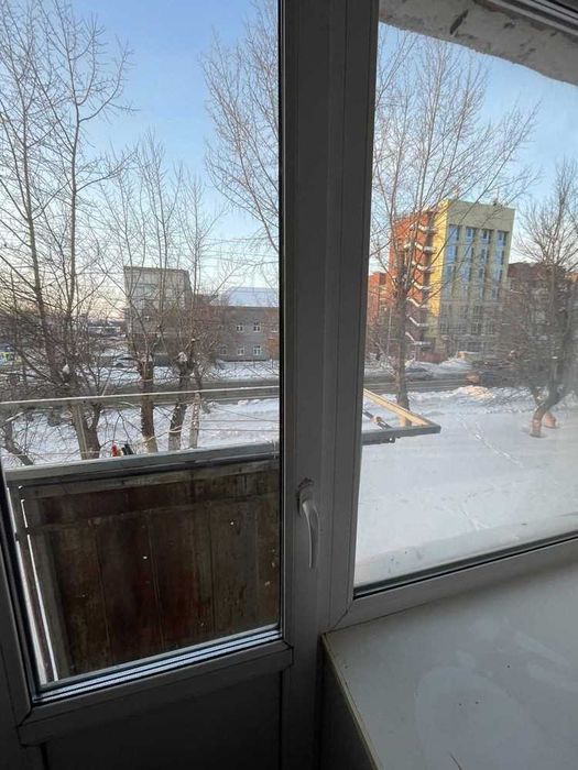 Продам 1-комнатную район маг. Мандарин