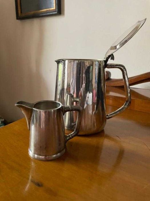 Set cafetiera si letiera argintate