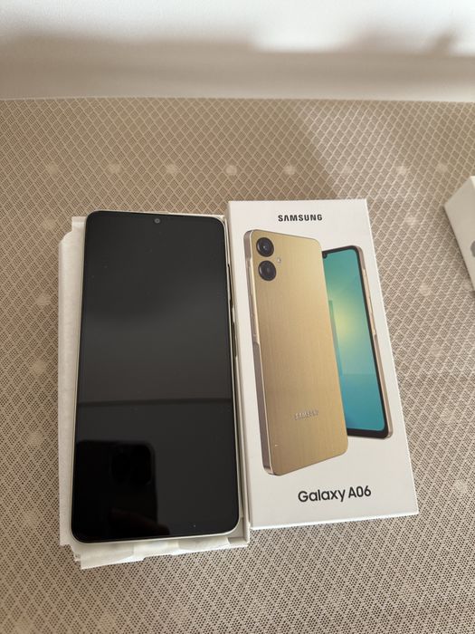 Продам новый телефон в коробке