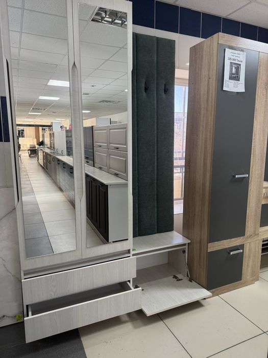 Прихожая Новая с зеркалом