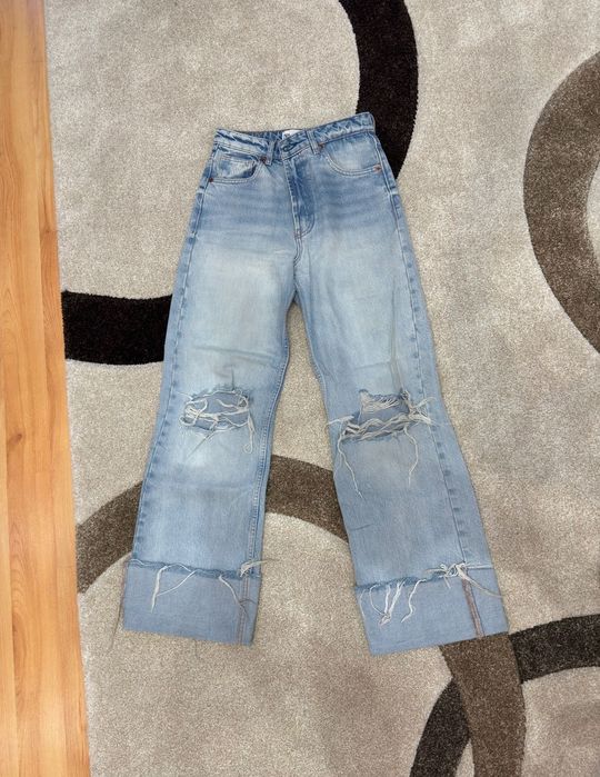 Светло сини дънки ZARA