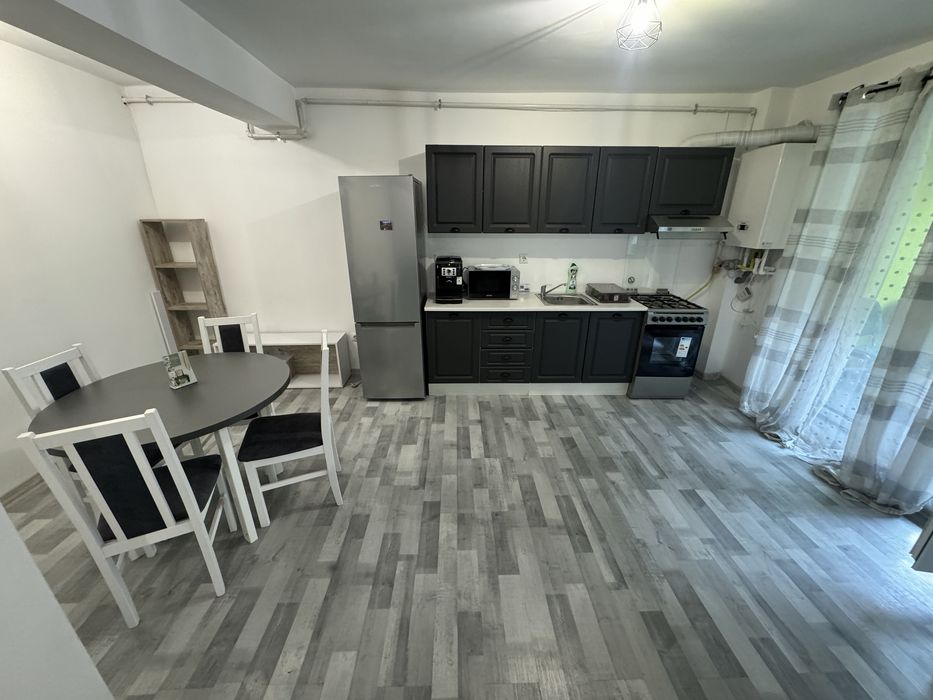 Inchiriez apartament 2 camere