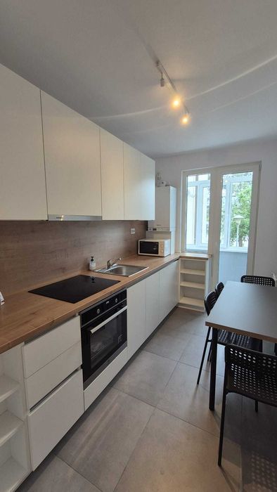 Se inchiriaza apartament 3 camere in zona Arena