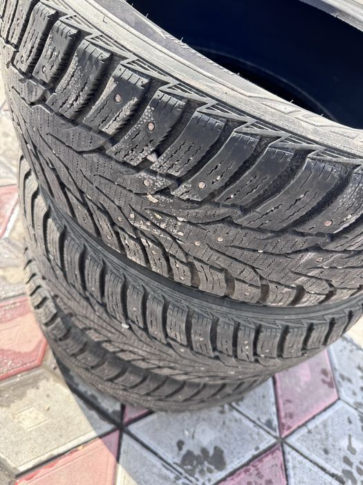 Продам зимние шины