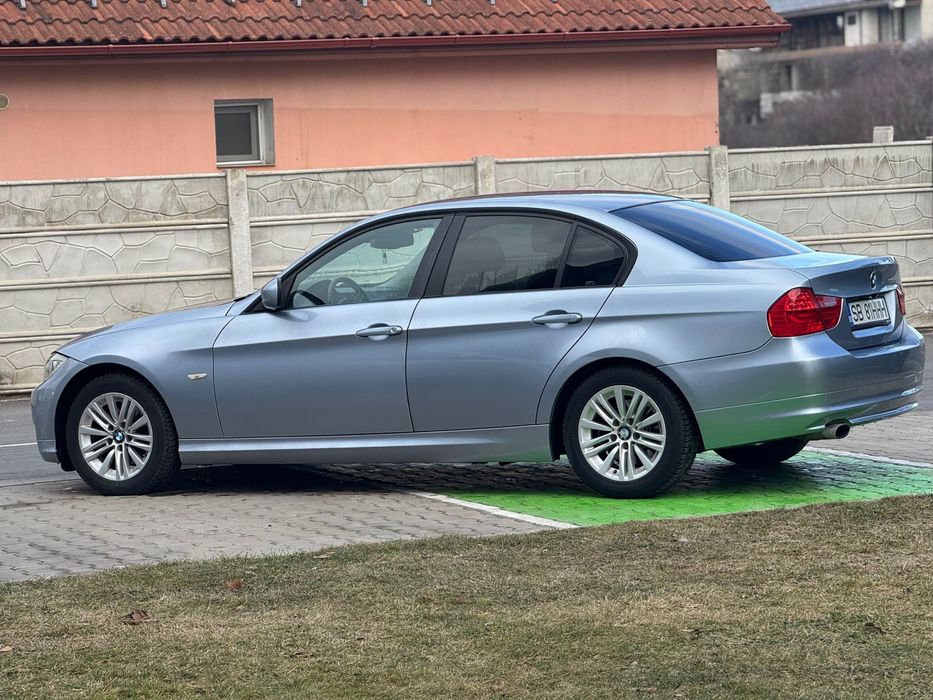 BMW Seria 3 E90 Facelift 318d Euro 5