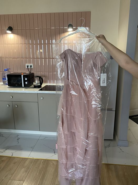 Продам вечернее платье на выпускной