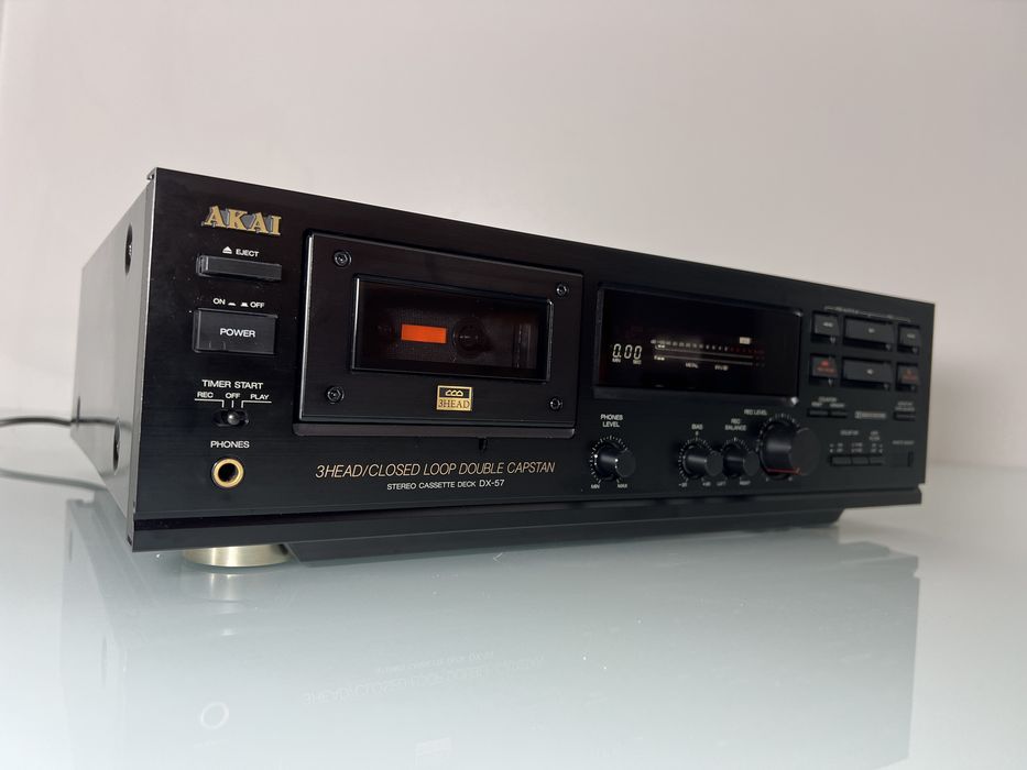 Deck Akai DX-57 3 head