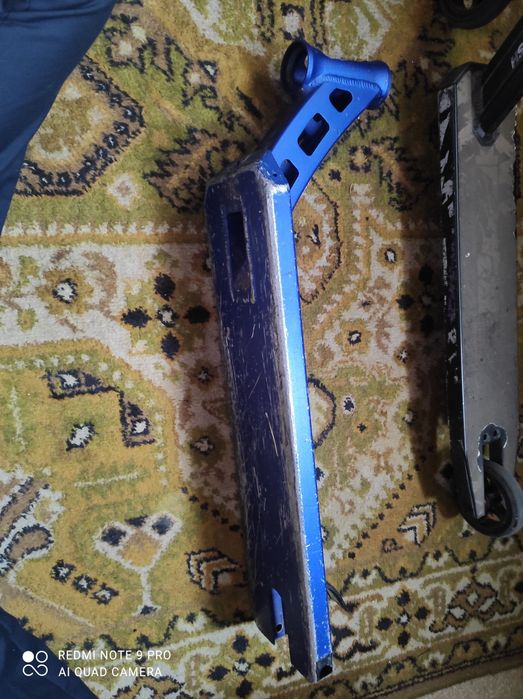 Продаю стоит деку