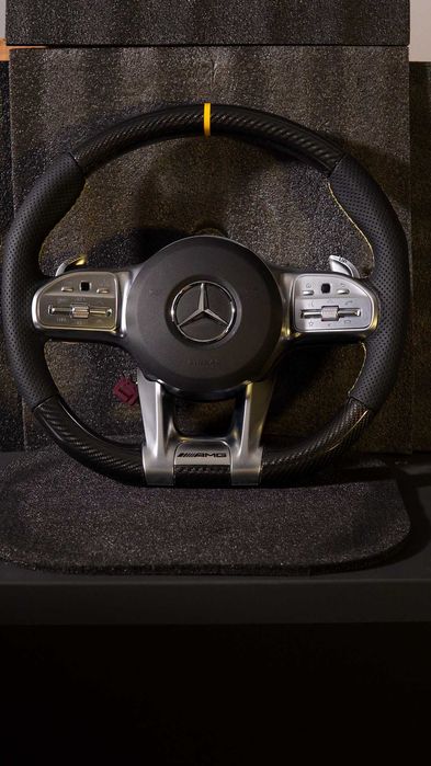 Волан Mercedes AMG – Жълт Шев Карбон