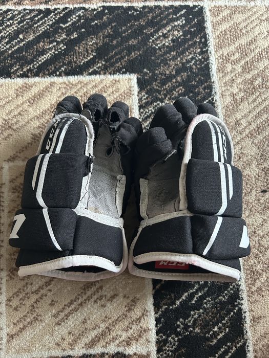 Хоккенйые краги ccm 12 размер