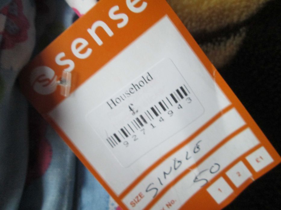 husa noua vesela pilota