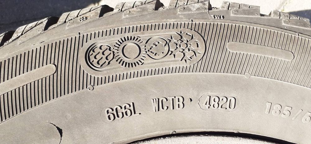 Джанти стоманени 14 цола Мазда с нови зимни гуми