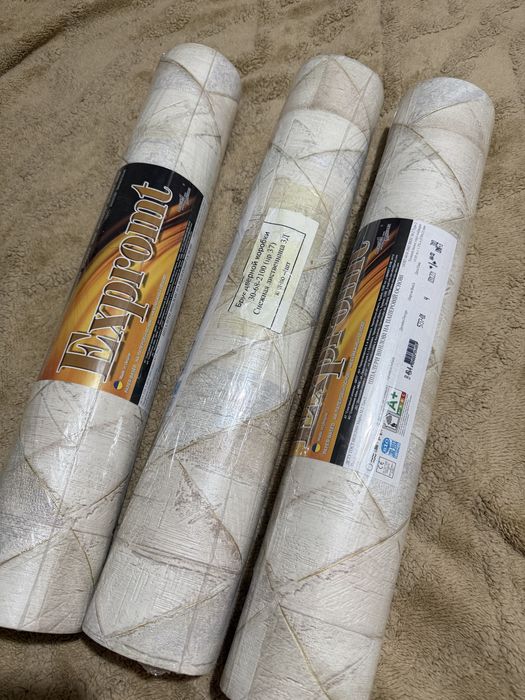 Обои новые.4 рулона