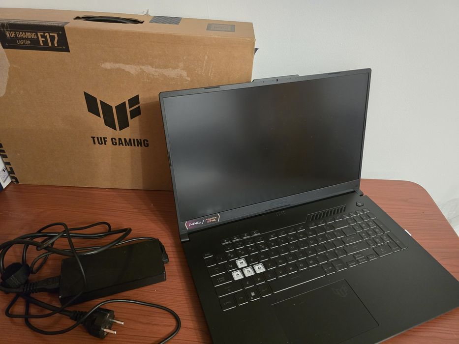 laptop gaming Asus tuf F17