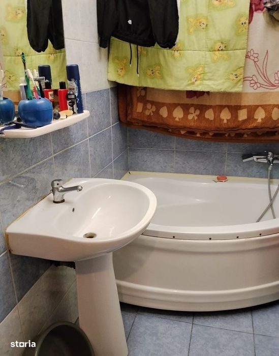 Apartament 2 camere decomandate, 52mp, balcon, zona Petrom
