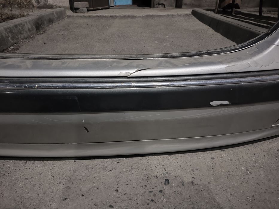 Продам бампер задний Мерседес w203