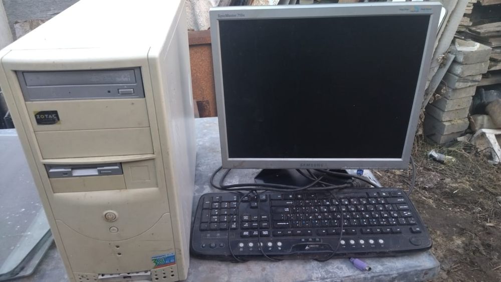 Продам на запчасти компьютер и принтер