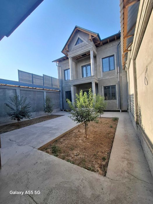 Продаётся двухуровневая еврокоробка в Яшнабадском районе