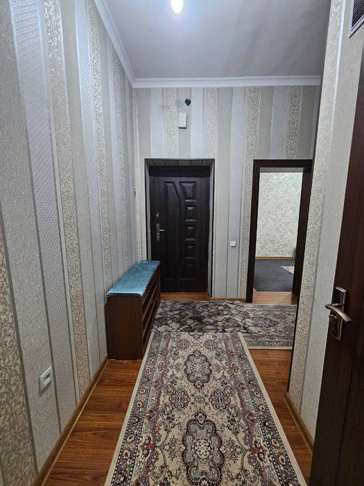 Bezmakler Chilonzor metro yonida kvartira bor 2/2/9