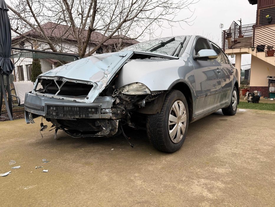 Skoda Octavia 2 (avariata)