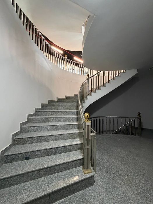 Продаётся Нежилое Помещение  в Административном Здании 96 м2 ул.Бобура