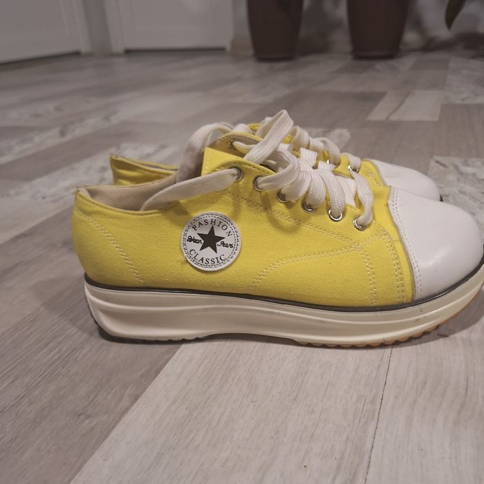 Teniși galbeni Fashion Clasic nr 40